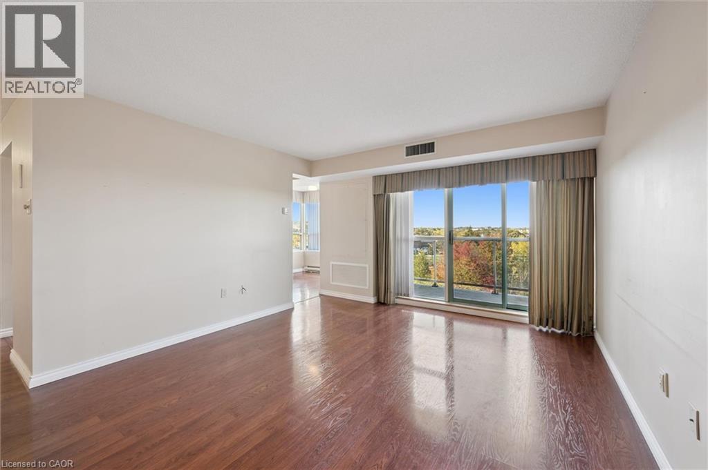 30 Blue Springs Drive Unit# 702, Waterloo, Ontario  N2J 4T2 - Photo 10 - 40777462