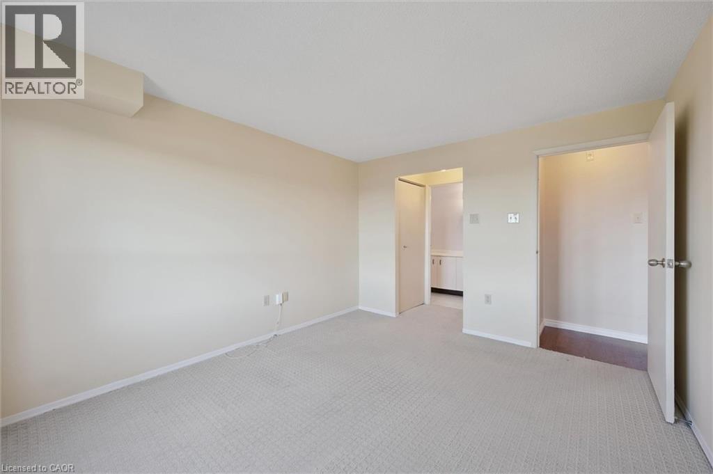 30 Blue Springs Drive Unit# 702, Waterloo, Ontario  N2J 4T2 - Photo 24 - 40777462