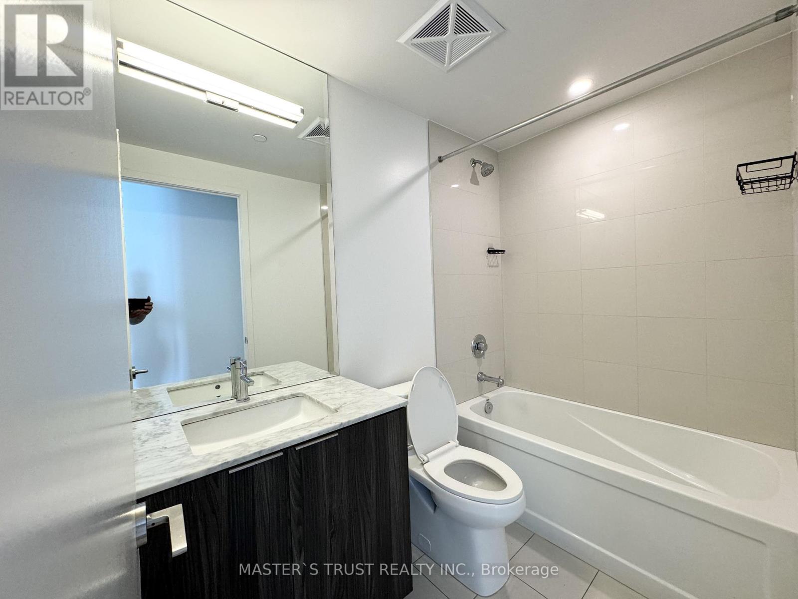 2503 - 15 Queens Quay E, Toronto, Ontario  M5E 0A4 - Photo 12 - C12651684