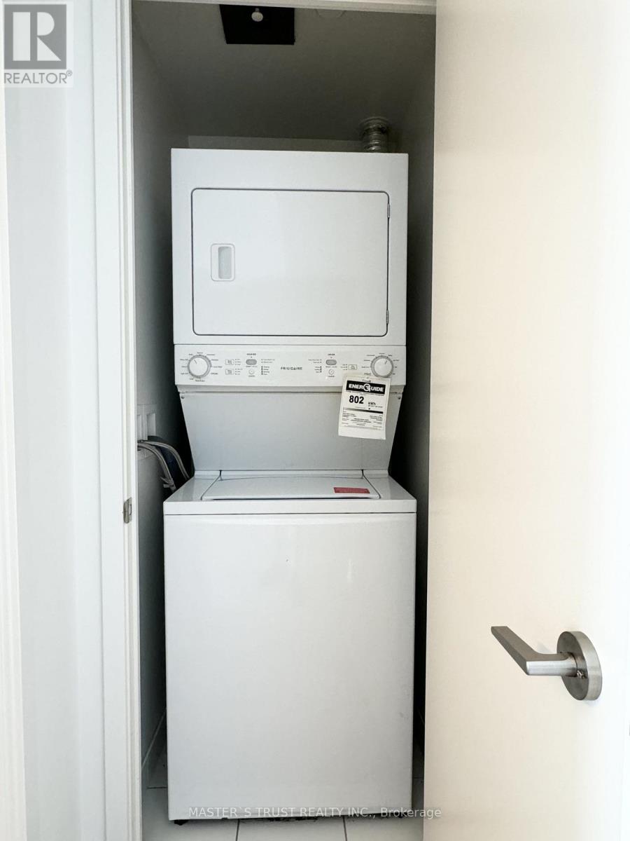 2503 - 15 Queens Quay E, Toronto, Ontario  M5E 0A4 - Photo 16 - C12651684