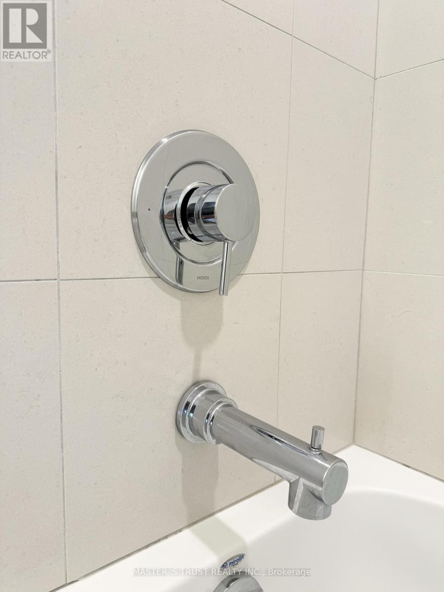 2503 - 15 Queens Quay E, Toronto, Ontario  M5E 0A4 - Photo 6 - C12651684