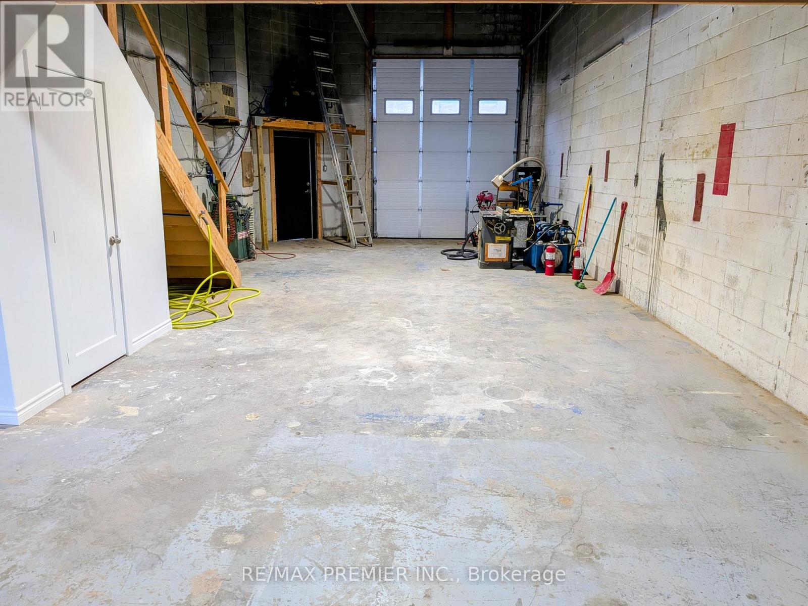 5 - 80 Roysun Road, Vaughan, Ontario  L4L 8L8 - Photo 4 - N12651664