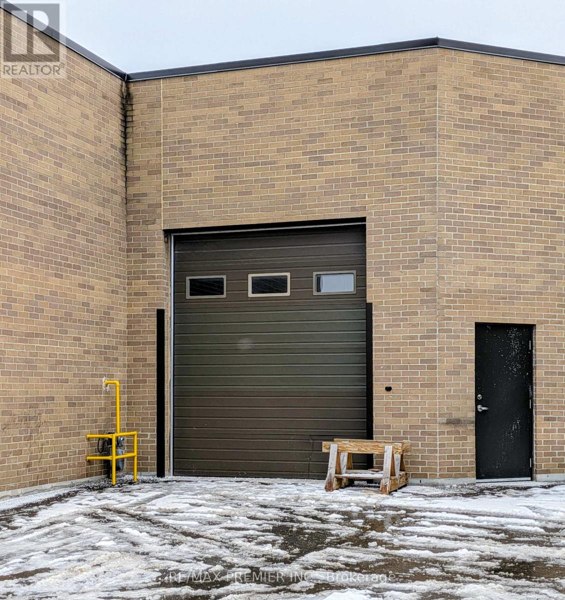 5 - 80 Roysun Road, Vaughan, Ontario  L4L 8L8 - Photo 9 - N12651664