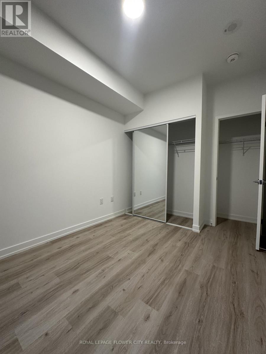 3400 - 395 Square One Drive, Mississauga, Ontario  L5B 0P6 - Photo 9 - W12650738