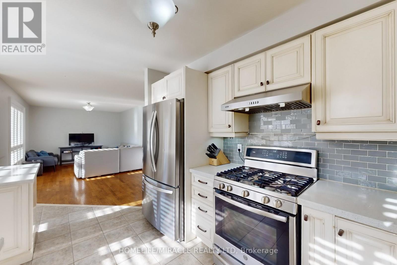 1012 Gordon Heights, Milton, Ontario  L9T 5S9 - Photo 19 - W12651662