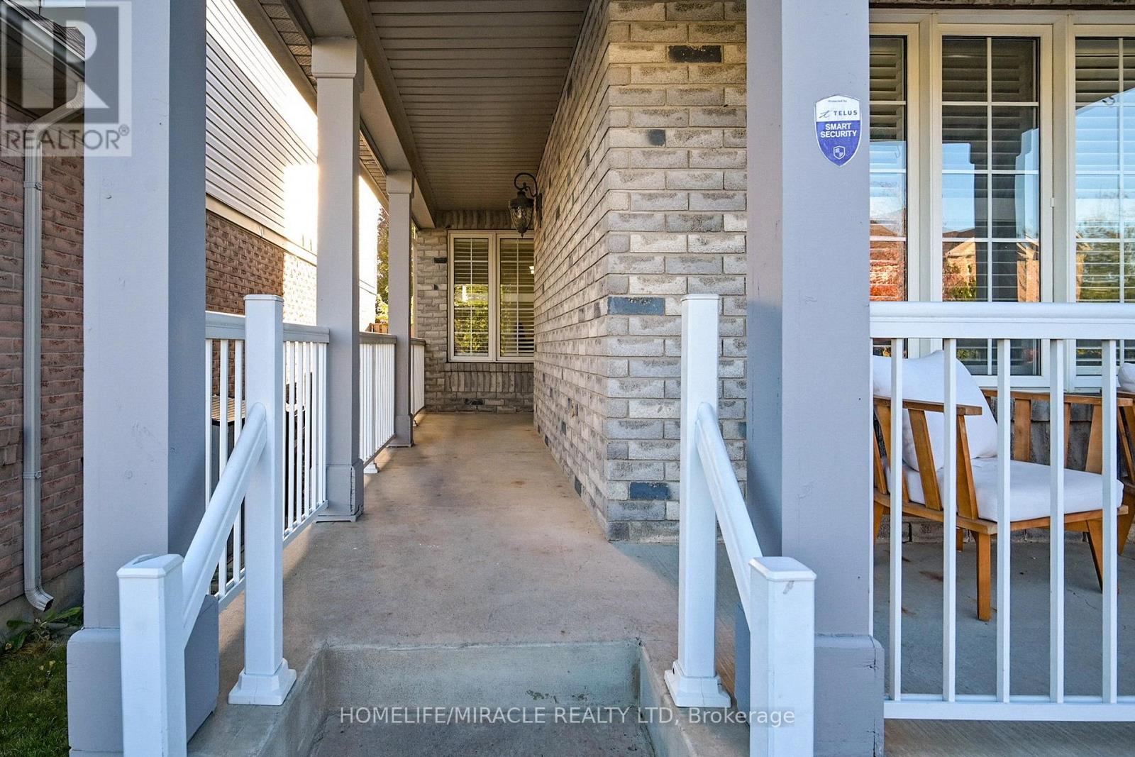 1012 Gordon Heights, Milton, Ontario  L9T 5S9 - Photo 4 - W12651662