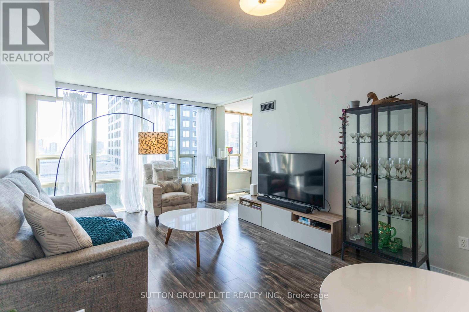 1206 - 330 Rathburn Road W, Mississauga, Ontario  L5B 3Y1 - Photo 16 - W12651678