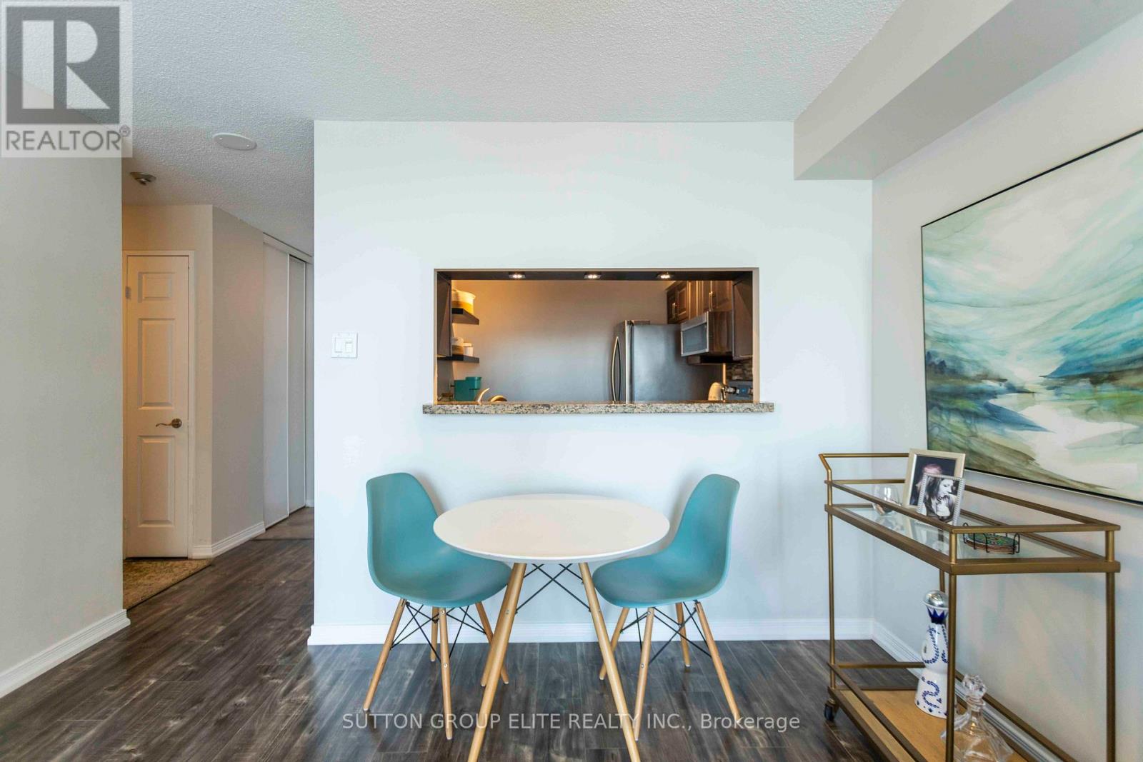 1206 - 330 Rathburn Road W, Mississauga, Ontario  L5B 3Y1 - Photo 23 - W12651678