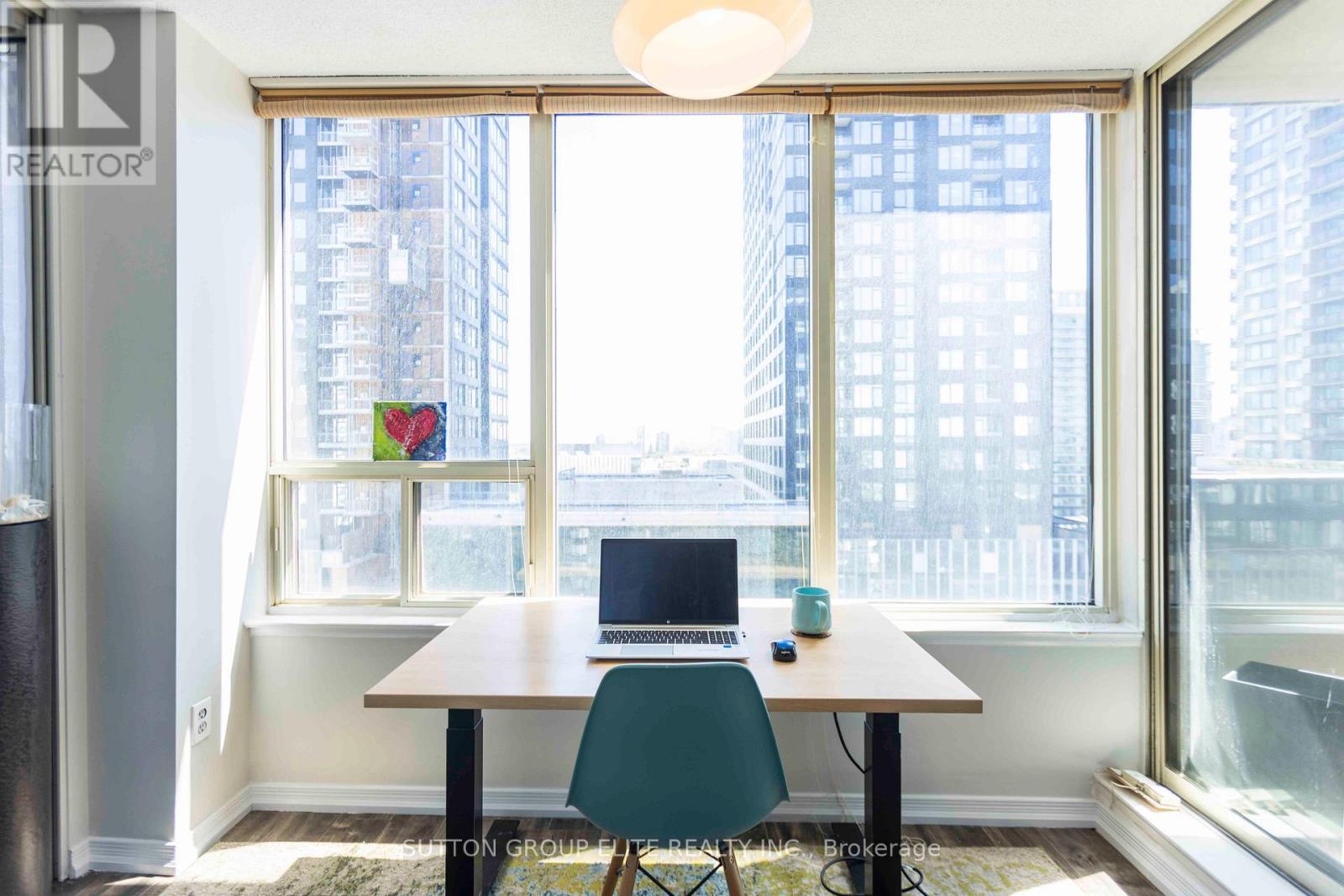 1206 - 330 Rathburn Road W, Mississauga, Ontario  L5B 3Y1 - Photo 32 - W12651678