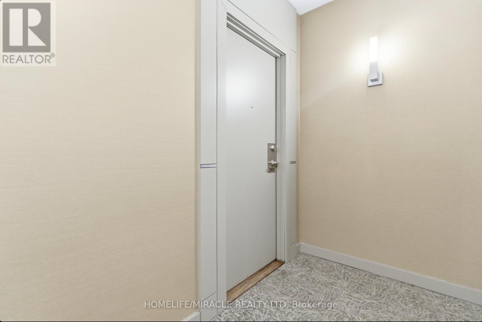 2901 - 330 Burnhamthorpe Road W, Mississauga, Ontario  L5B 3Y5 - Photo 3 - W12651456