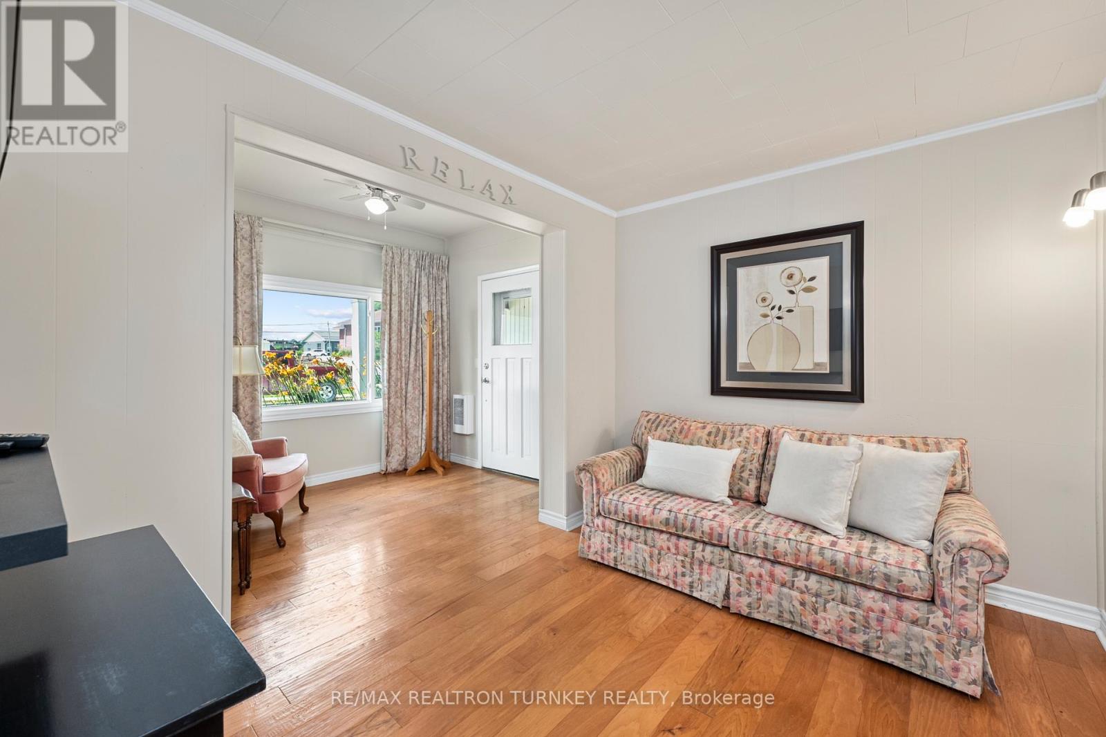 15 North Water Street, Kawartha Lakes, Ontario  K0M 1K0 - Photo 17 - X12261102