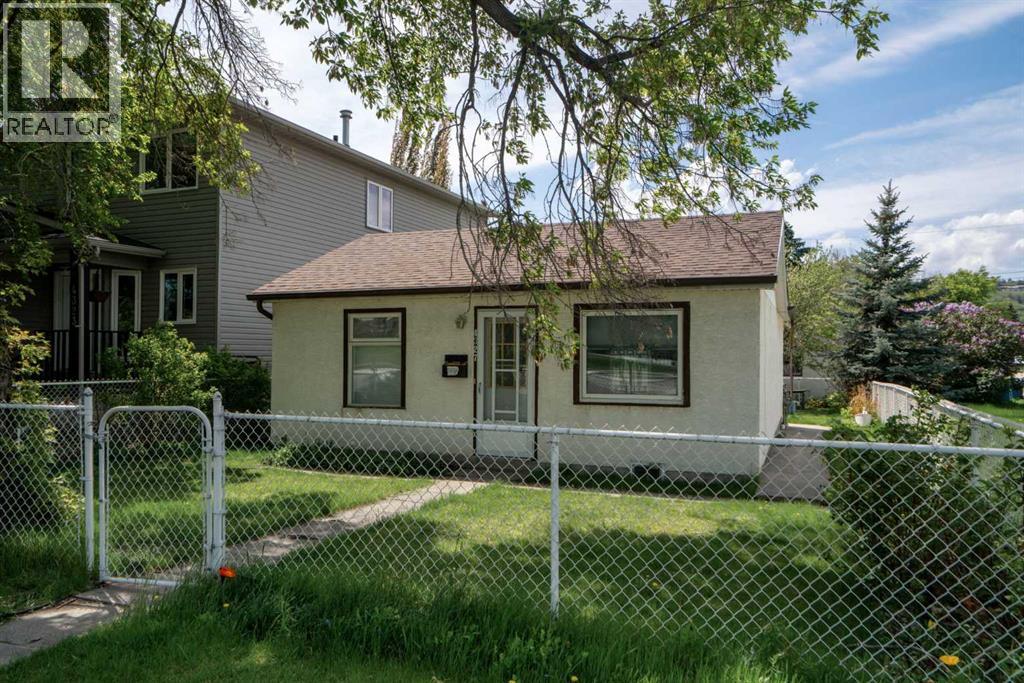 4327 20 Avenue Nw, Calgary, Alberta  T3B 0T4 - Photo 1 - A2259344