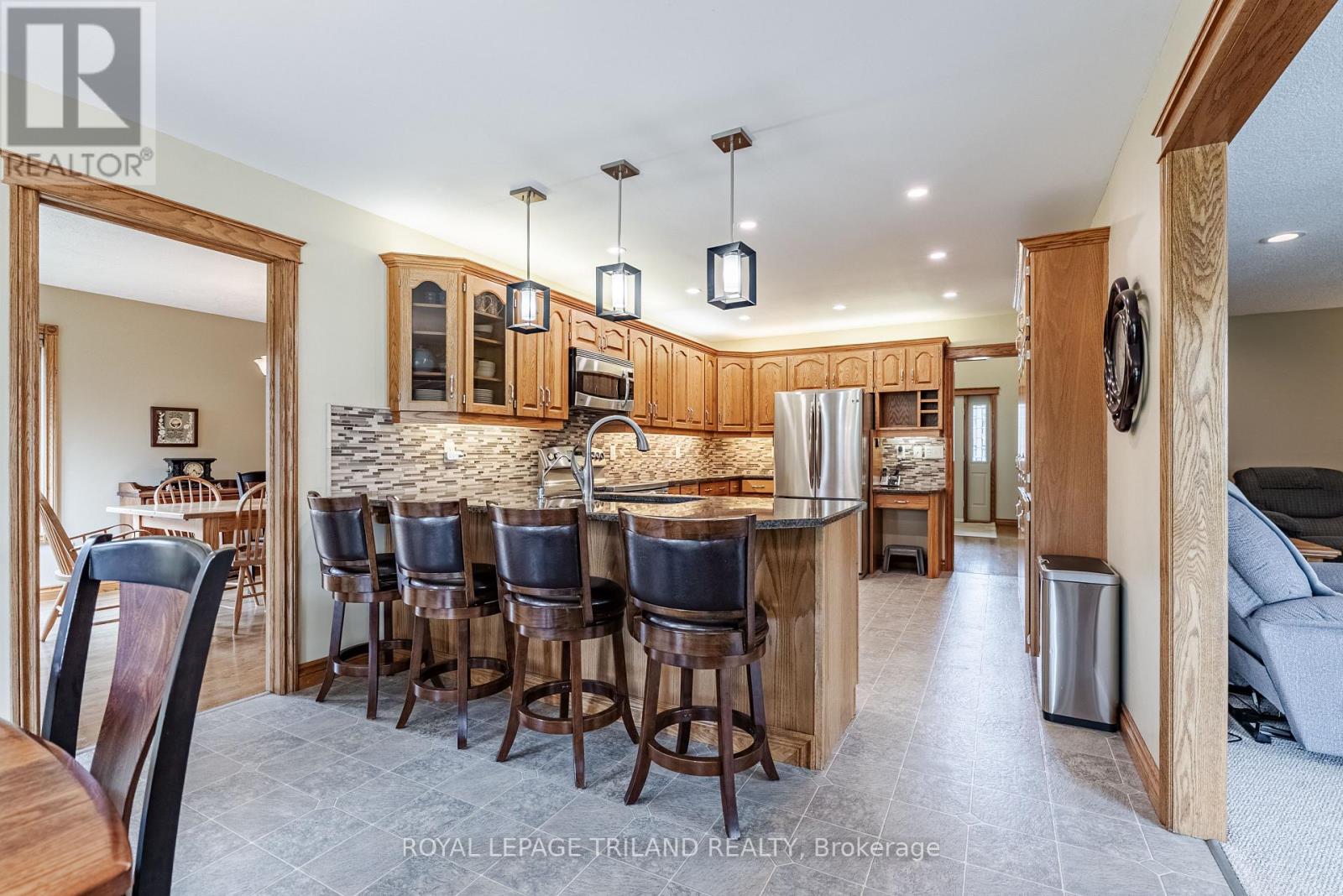 47 Manley Drive, Thames Centre, Ontario  N0L 1G3 - Photo 10 - X12651688