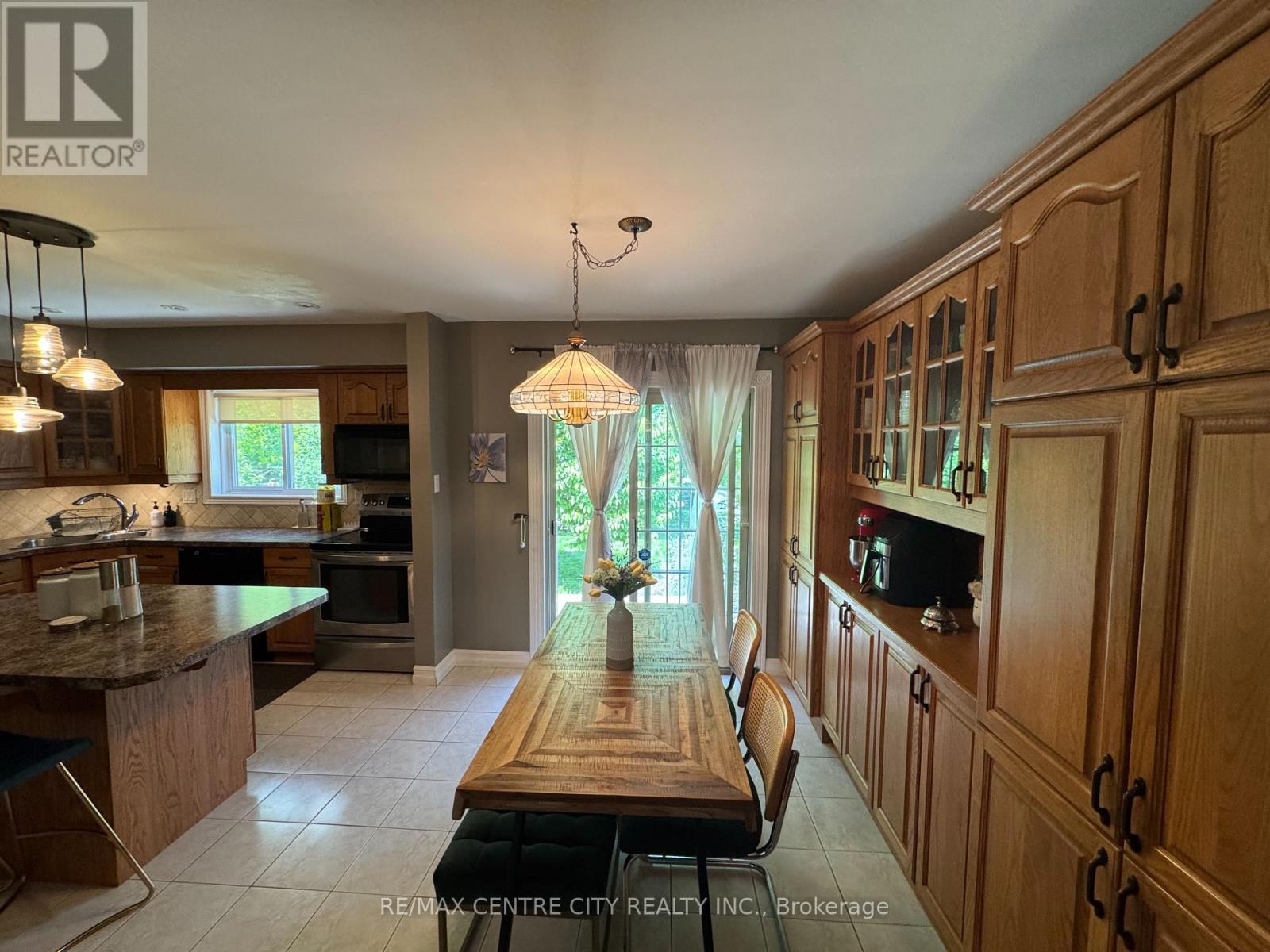 1462 Glengarry Avenue, London North, Ontario  N5X 1R1 - Photo 11 - X12651734