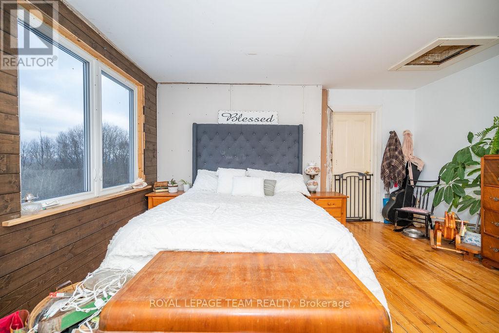 5106 Opeongo Road W, Bonnechere Valley, Ontario  K0J 1T0 - Photo 18 - X12651722