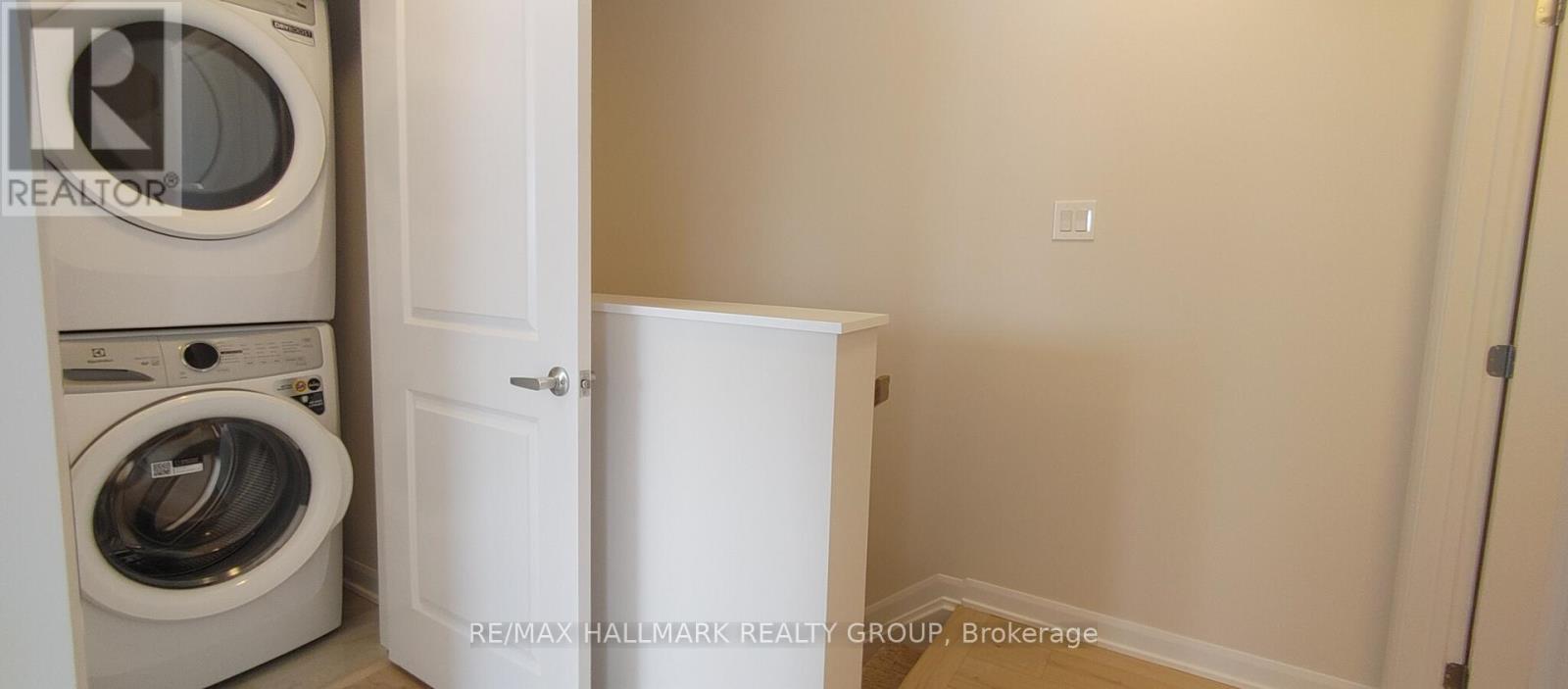 821 Arcadian Private, Ottawa, Ontario  K2T 0R8 - Photo 15 - X12651696