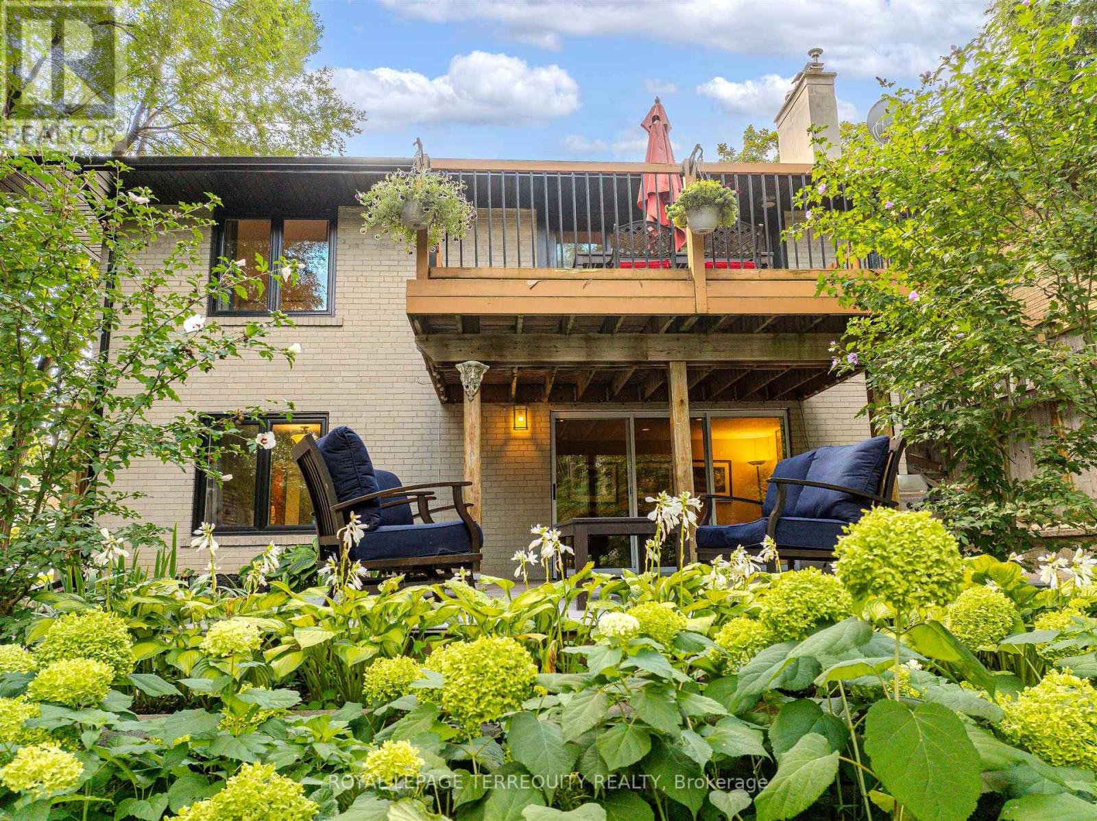 92 Saskatoon Drive, Toronto, Ontario  M9P 2G4 - Photo 48 - W12490210