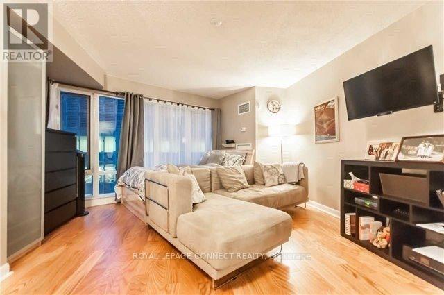 1111 - 200 VICTORIA STREET, Toronto, Ontario