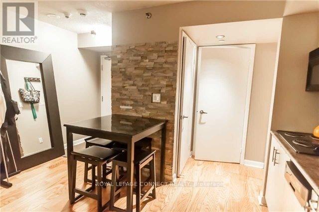 1111 - 200 Victoria Street, Toronto, Ontario  M5B 1V8 - Photo 4 - C12651698