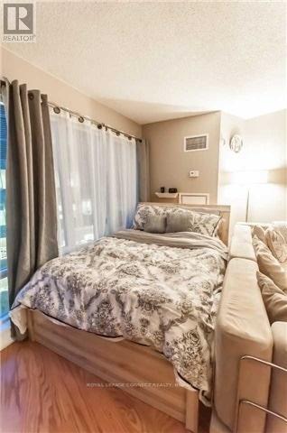 1111 - 200 Victoria Street, Toronto, Ontario  M5B 1V8 - Photo 6 - C12651698