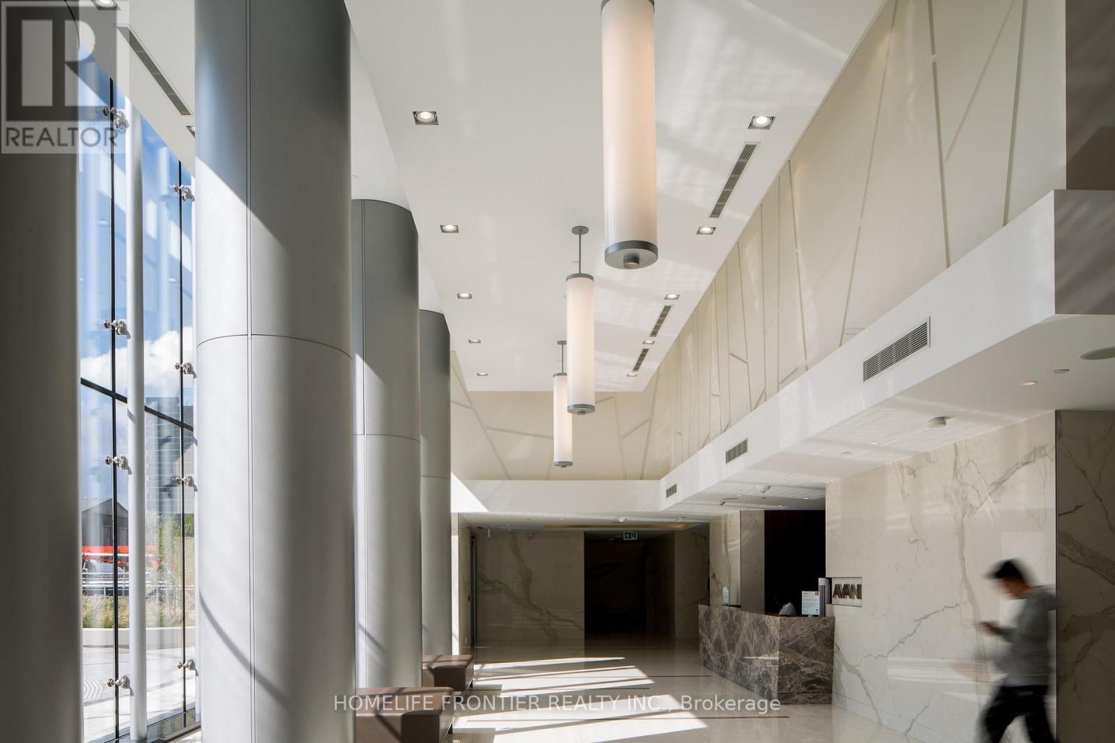 3401 - 255 VILLAGE GREEN SQUARE, Toronto, Ontario