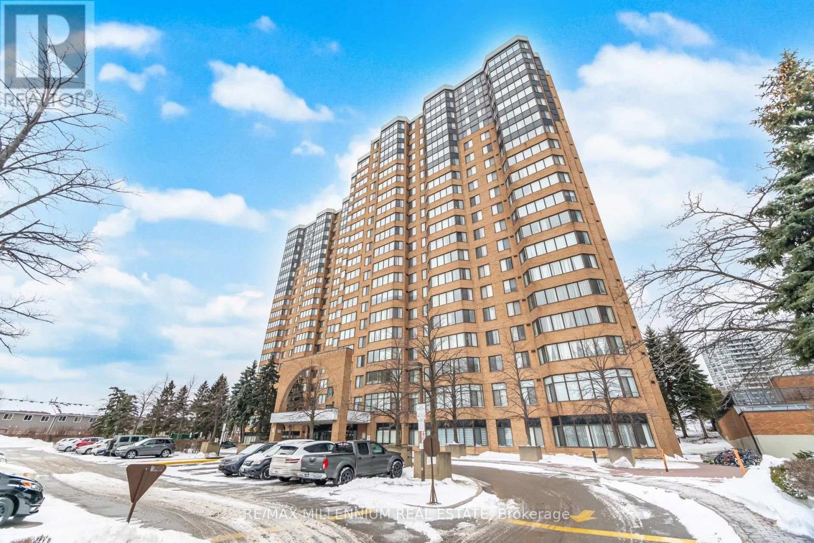 109 - 80 ALTON TOWER CIRCLE, Toronto, Ontario