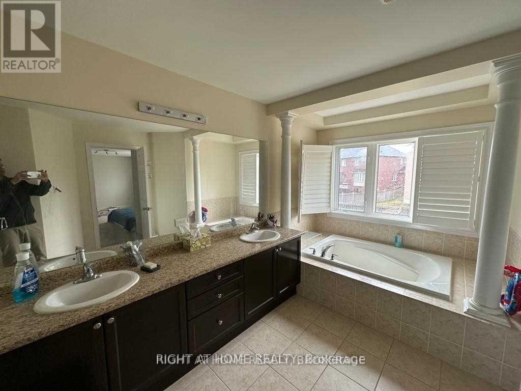 2374 North Ridge Trail, Oakville, Ontario  L6H 0B1 - Photo 21 - W12648438