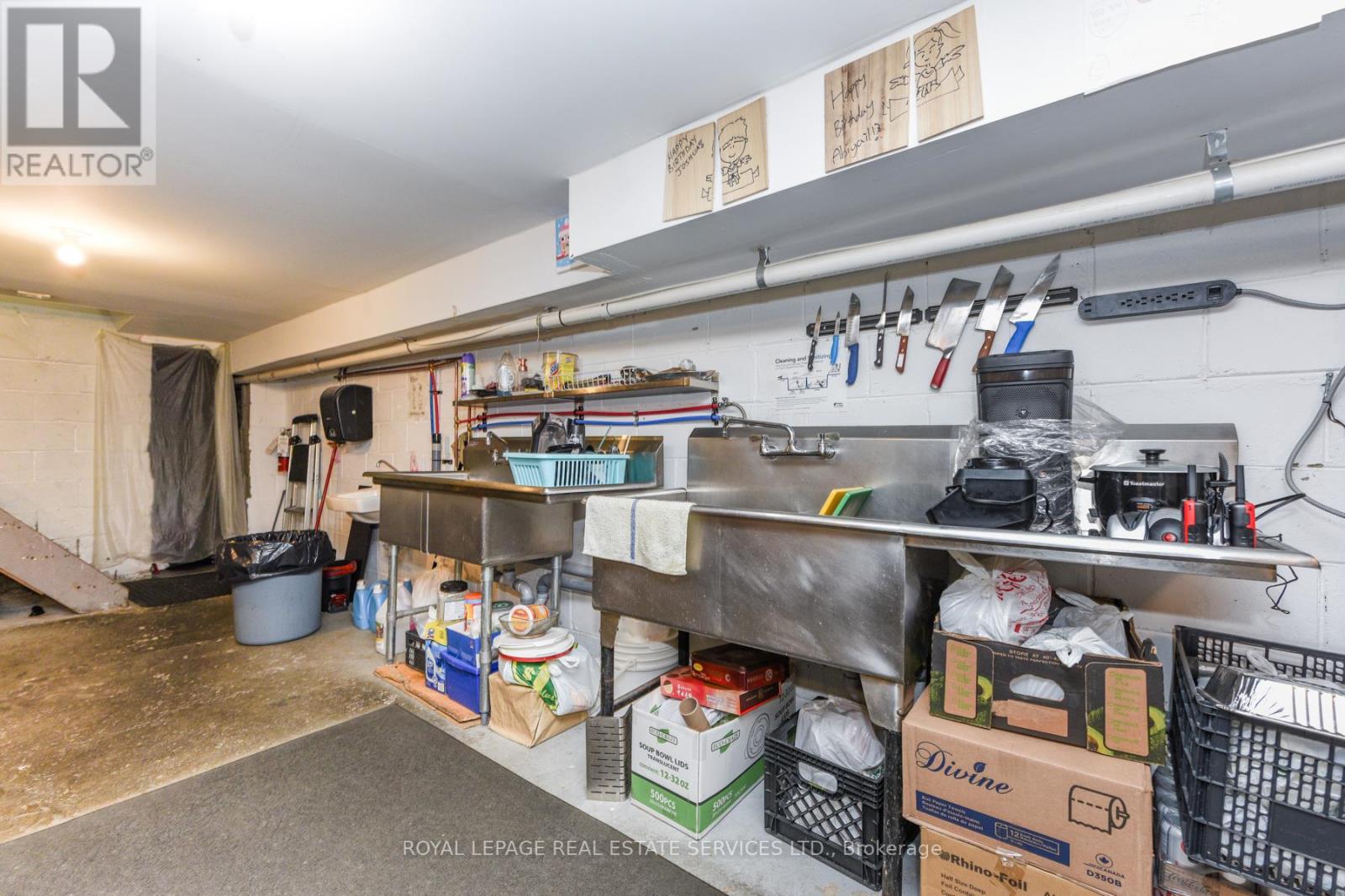 730 Lakeshore Road E, Mississauga, Ontario  L5G 1J6 - Photo 9 - W12651090