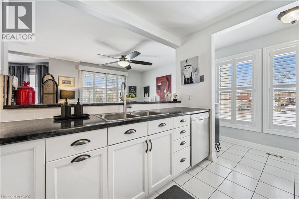 205 Highland Crescent Unit# 33, Kitchener, Ontario  N2M 5L7 - Photo 11 - 40794890