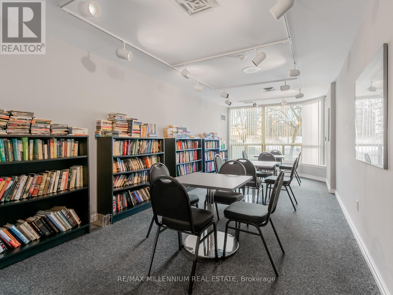 803 - 12 Laurelcrest Street, Brampton, Ontario  L6S 5Y4 - Photo 27 - W12651712