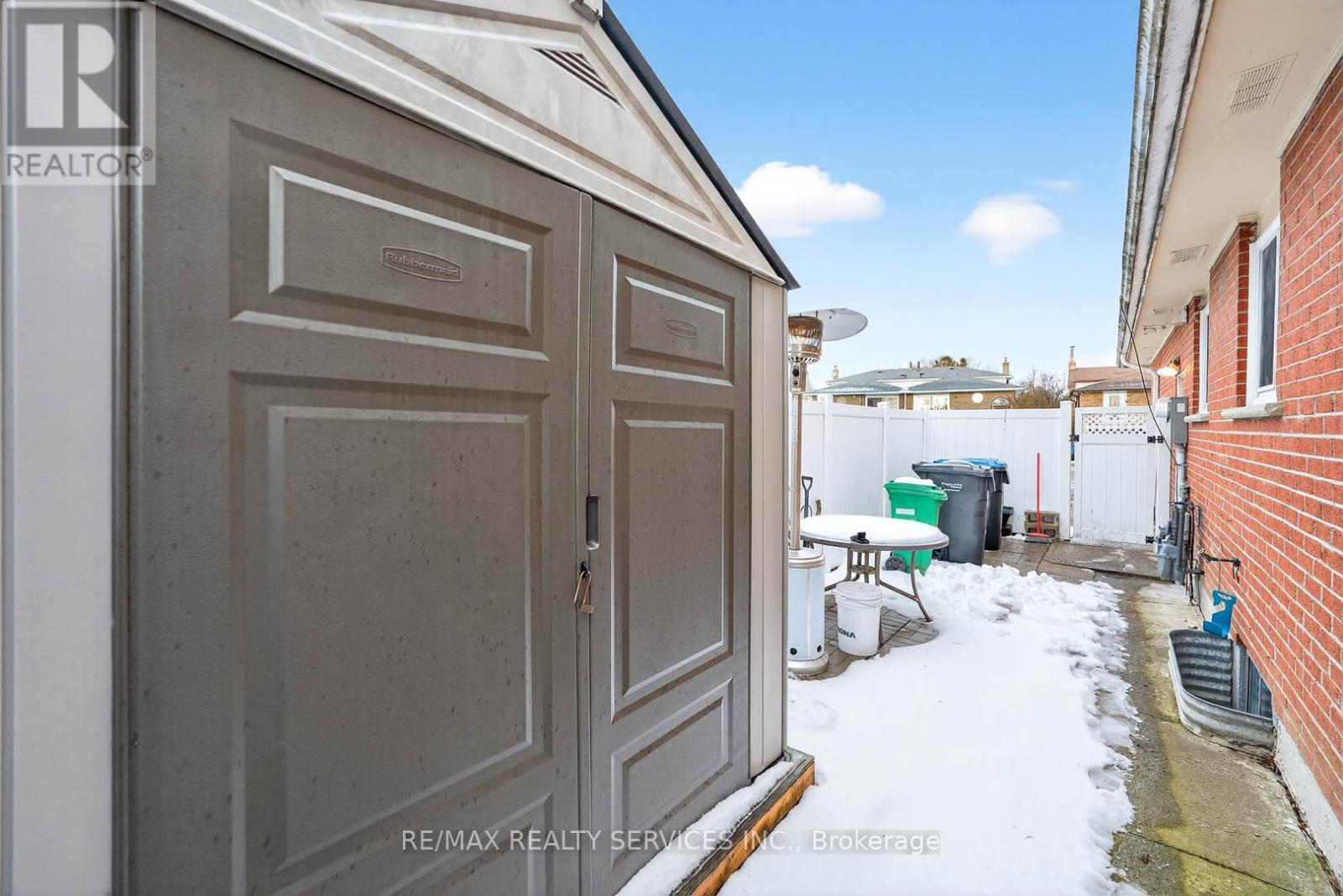 85 Bruce Beer Drive, Brampton, Ontario  L6V 2Z7 - Photo 34 - W12651744