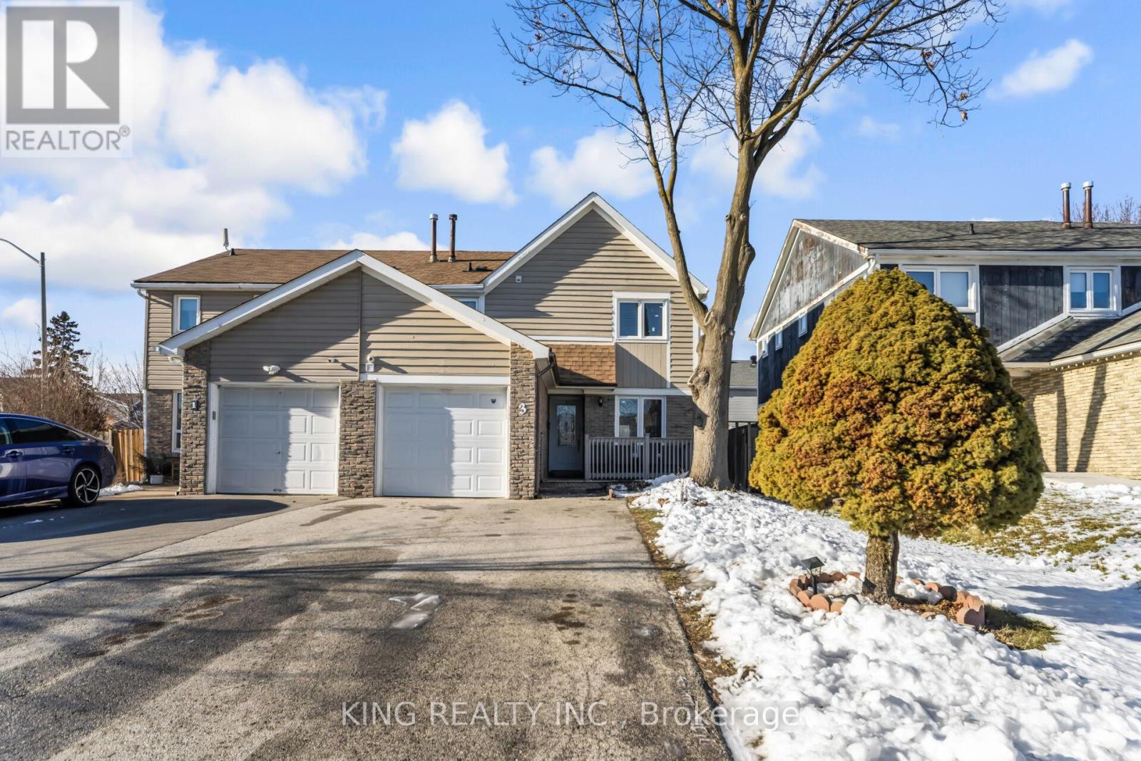 3 Nottawasaga Crescent, Brampton, Ontario  L6Z 1B8 - Photo 3 - W12651748