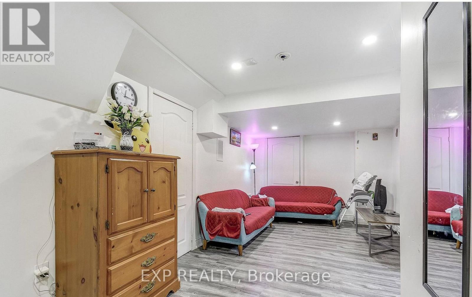 BASEMENT - 127 WORTHINGTON AVENUE, Brampton, Ontario