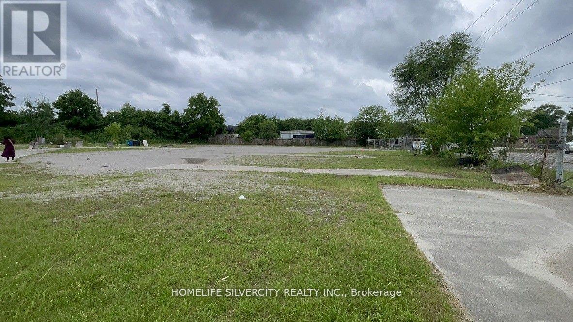 1161 Brydges Street S, London East, Ontario  N5W 2B5 - Photo 10 - X12651760