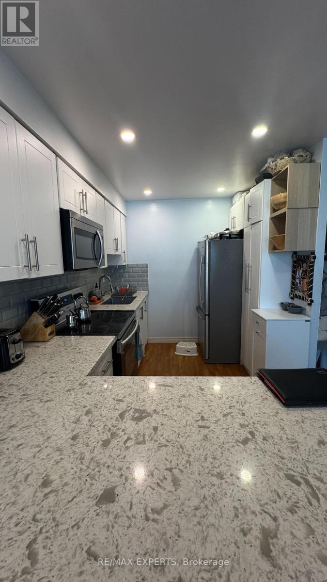 1002 - 100 Lotherton Pathway, Toronto, Ontario  M6B 2G8 - Photo 12 - W12634020