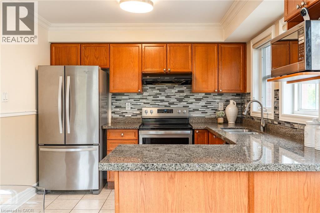 38 Archibald Mews, Toronto, Ontario  M1P 0A4 - Photo 11 - 40791791