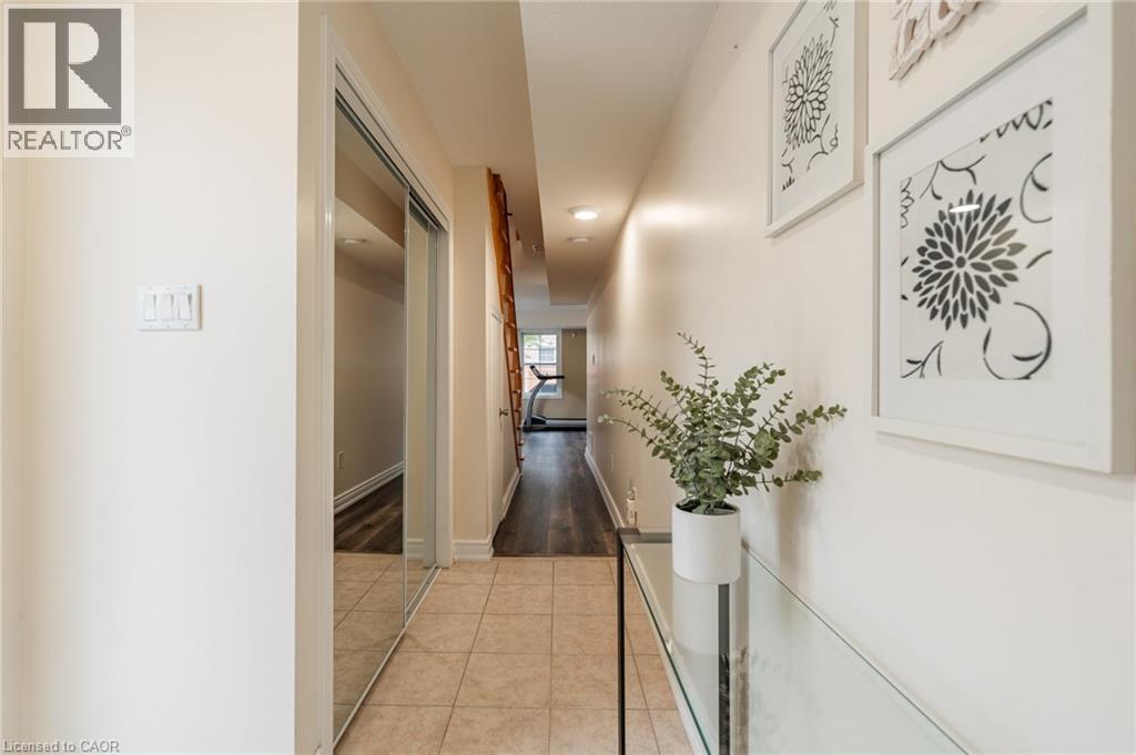 38 Archibald Mews, Toronto, Ontario  M1P 0A4 - Photo 3 - 40791791