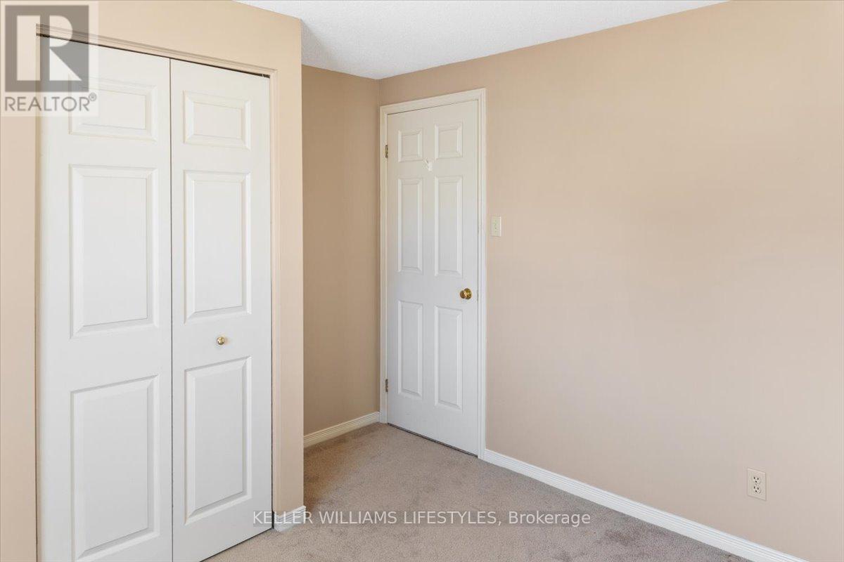 26 - 1845 Aldersbrook Road, London North, Ontario  N6G 4V9 - Photo 33 - X12651796