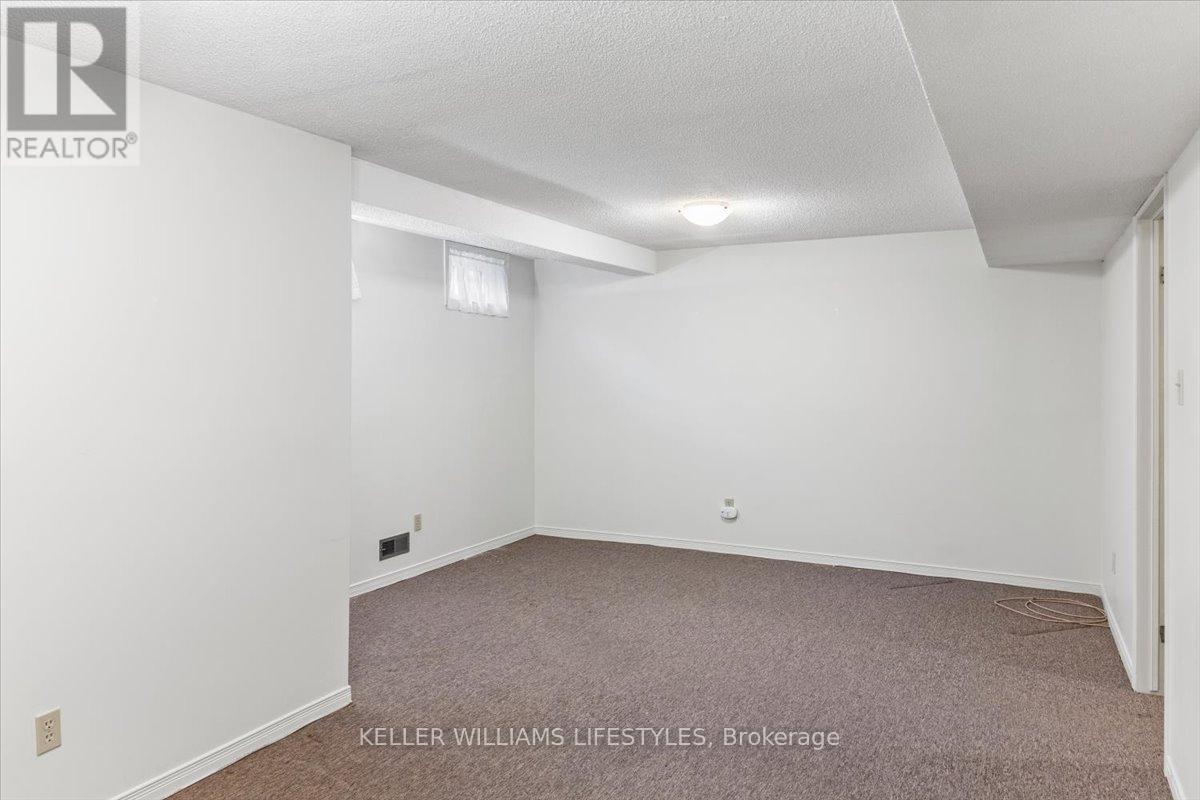 26 - 1845 Aldersbrook Road, London North, Ontario  N6G 4V9 - Photo 40 - X12651796