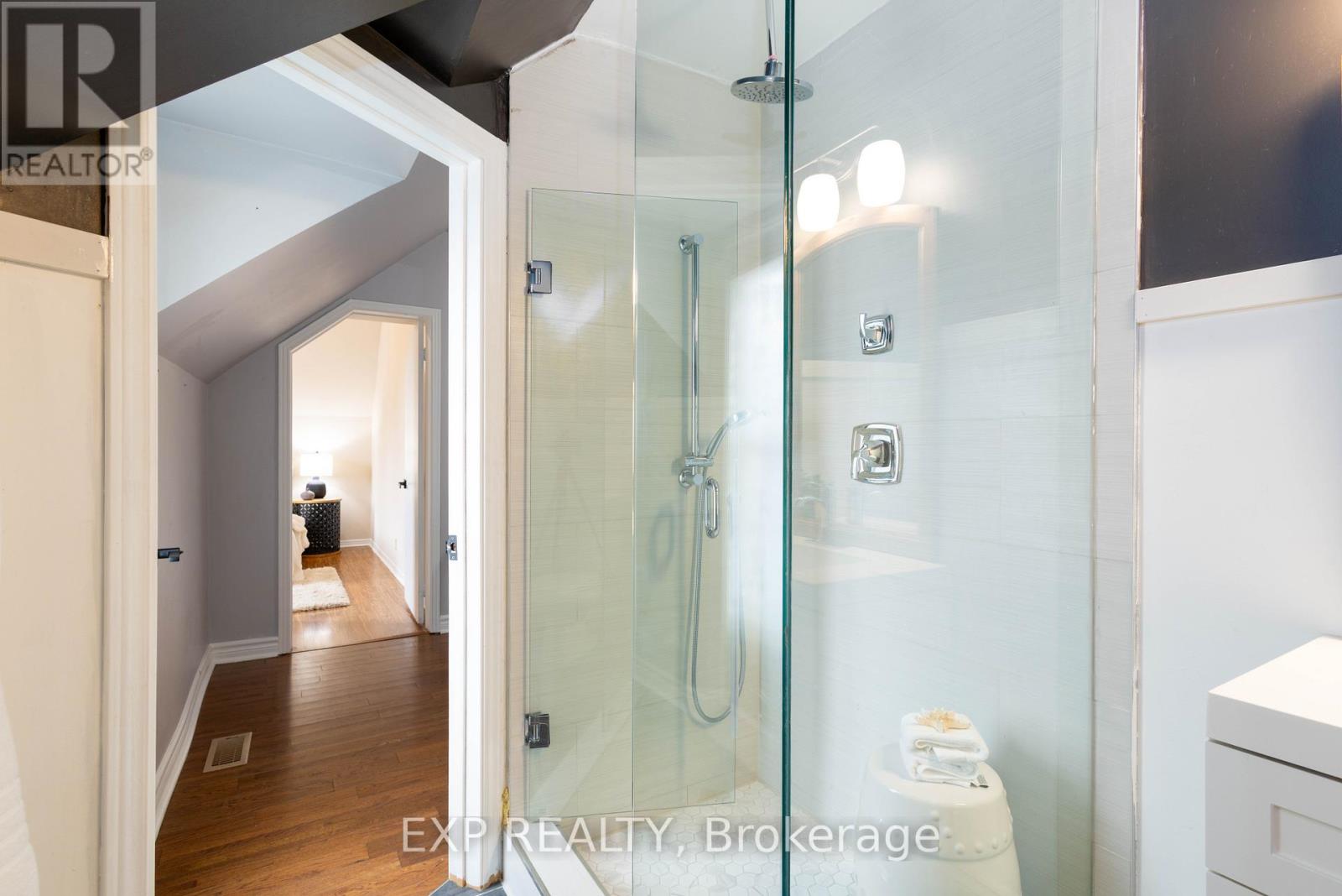 21023 Dalton Road, Georgina, Ontario  L0E 1L0 - Photo 24 - N12651340