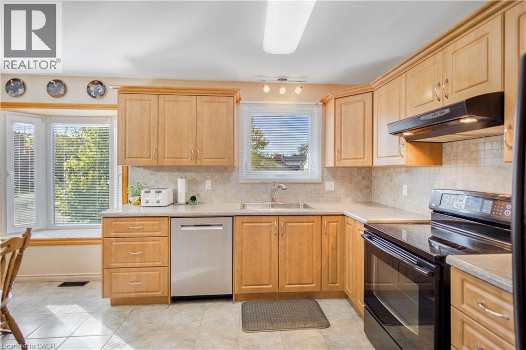 58 Muscot Drive, Stoney Creek, Ontario  L8J 2B3 - Photo 13 - 40784301