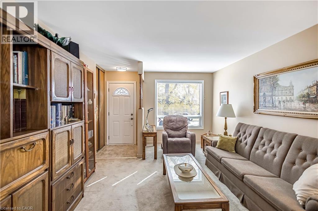 58 Muscot Drive, Stoney Creek, Ontario  L8J 2B3 - Photo 6 - 40784301