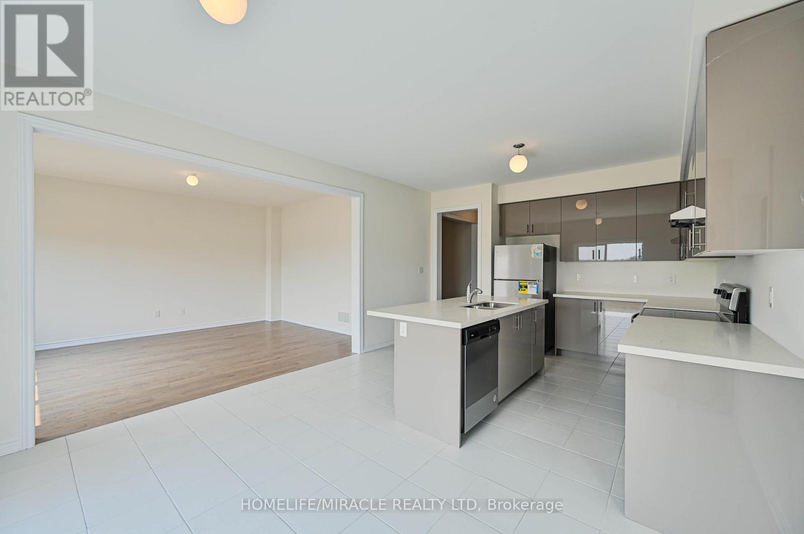 1155 Cole Street, Innisfil, Ontario  L9S 0R3 - Photo 13 - N12651798