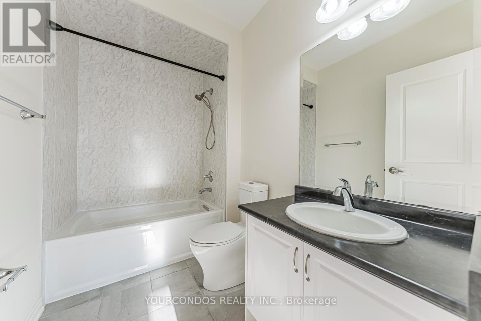 100 Beckett Avenue, East Gwillimbury, Ontario  L9N 0S7 - Photo 39 - N12650316