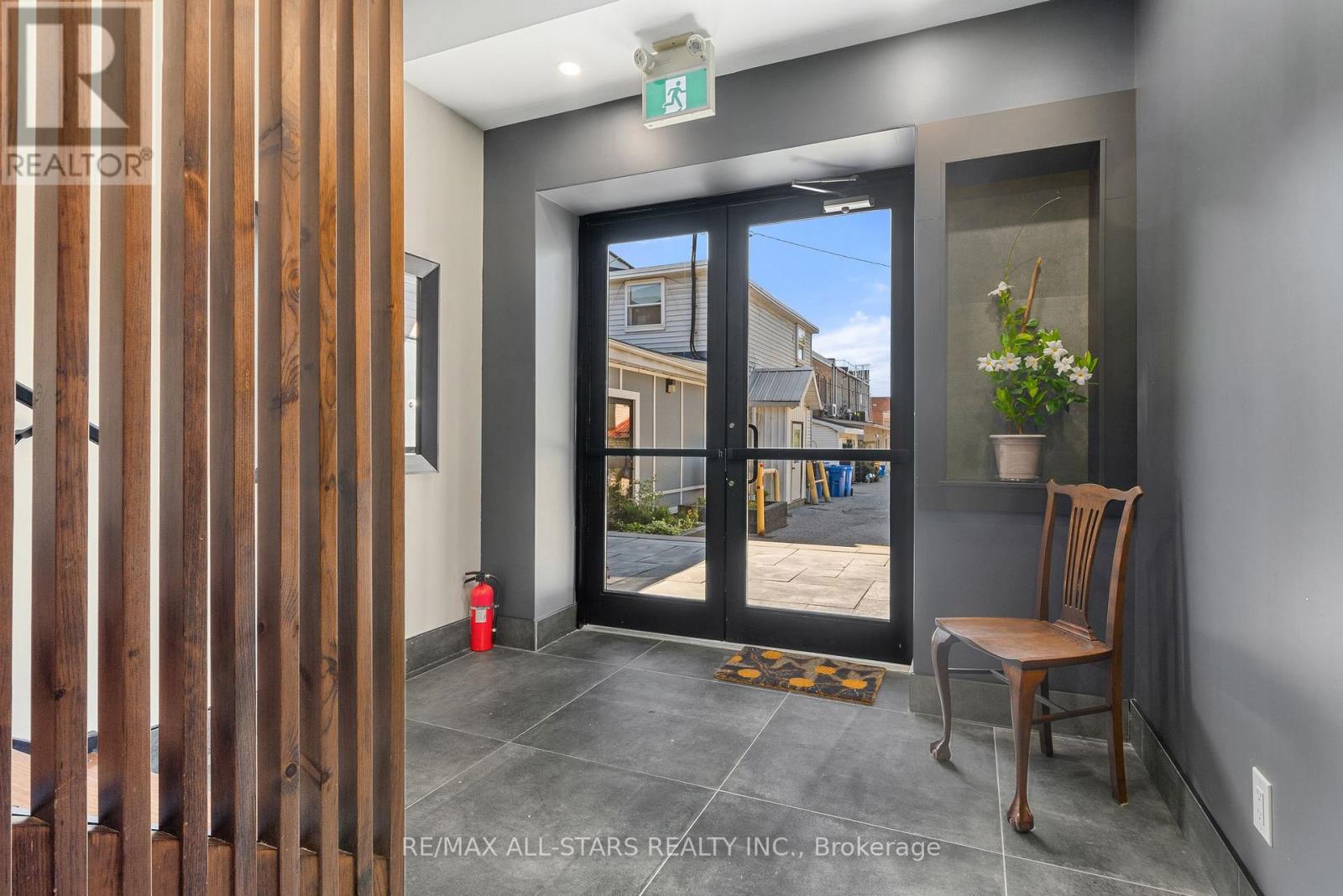 2a - 61 Colborne Street, Kawartha Lakes (Fenelon Falls), Ontario  K0M 1N0 - Photo 19 - X12651828