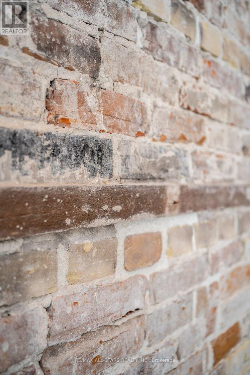 2a - 61 Colborne Street, Kawartha Lakes (Fenelon Falls), Ontario  K0M 1N0 - Photo 5 - X12651828