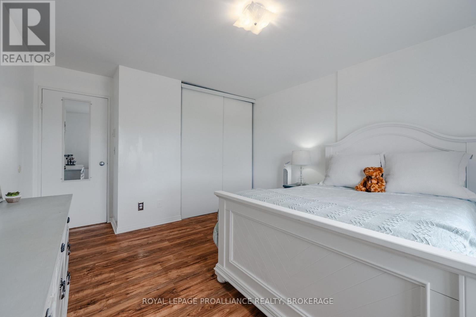 510 - 17 Eldon Hall Place, Kingston, Ontario  K7M 7H5 - Photo 19 - X12651882