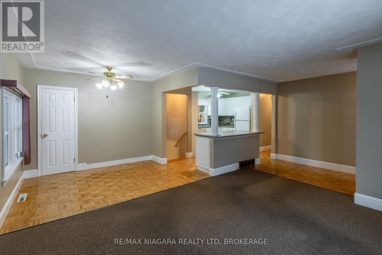 57 Lindel Crescent, Welland, Ontario  L3C 3S2 - Photo 10 - X12651842