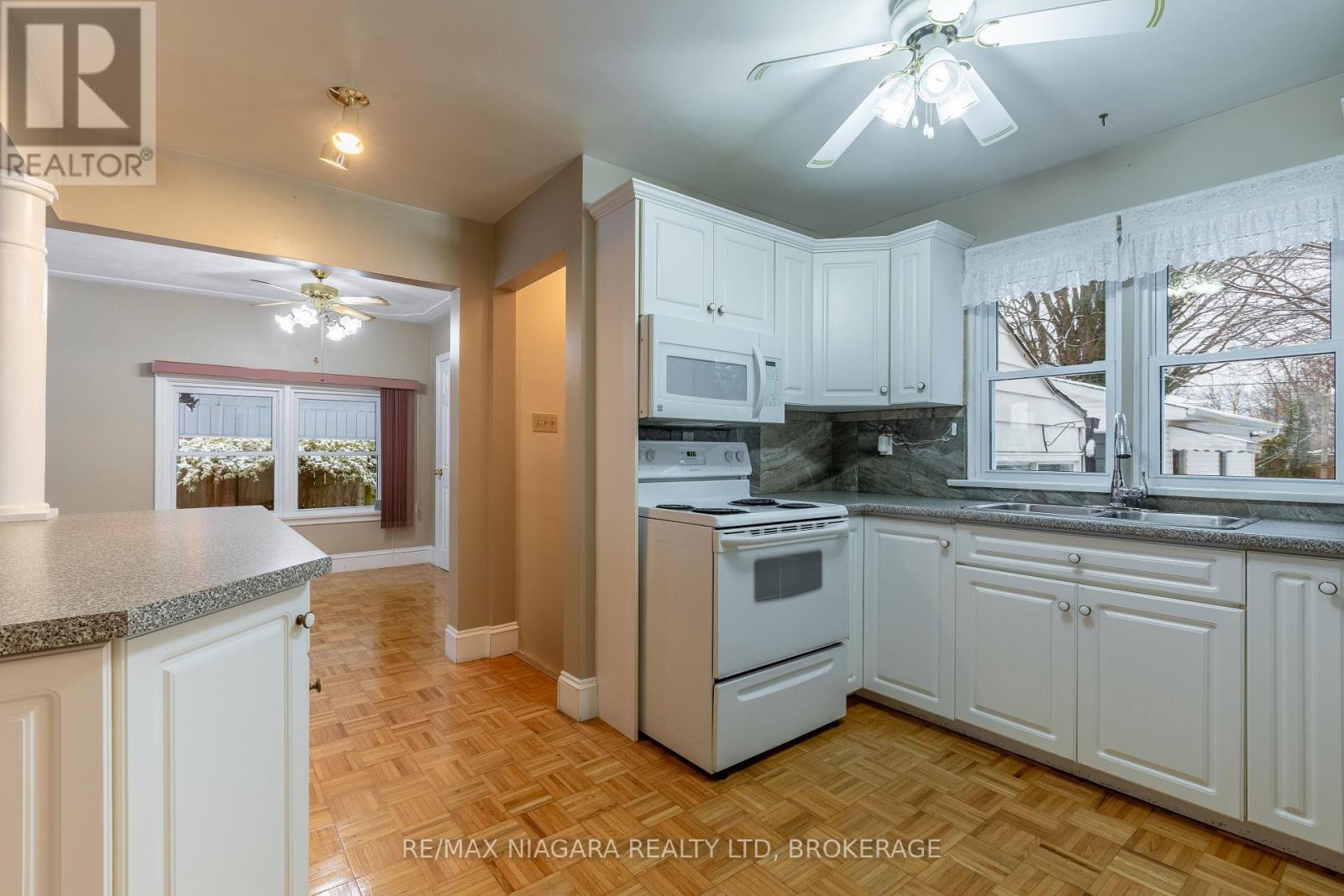 57 Lindel Crescent, Welland, Ontario  L3C 3S2 - Photo 12 - X12651842