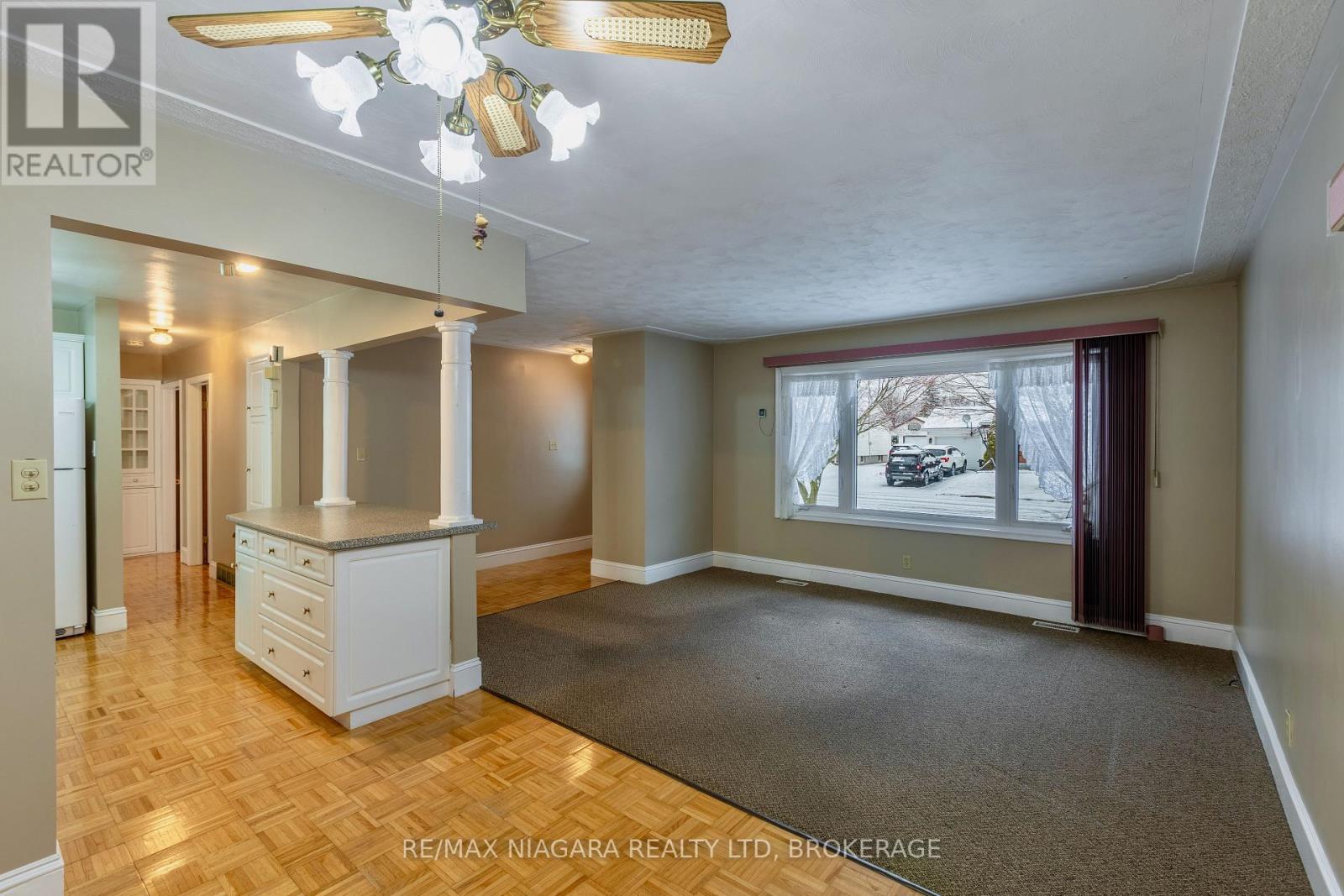 57 Lindel Crescent, Welland, Ontario  L3C 3S2 - Photo 7 - X12651842